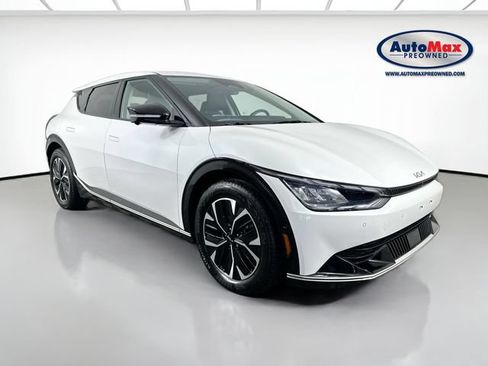 Used 2024 Kia EV6 Wind w/ Wind Technology Package AWD/4WD image 1