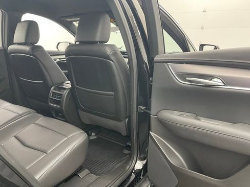 Used 2025 Cadillac XT5 Luxury w/ LPO, Floor Liner Package AWD/4WD image 33