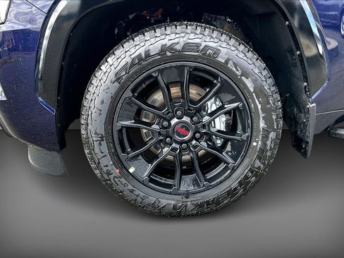 Used 2026 Toyota Sequoia Platinum w/ TRD Off-Road Package AWD/4WD image 8