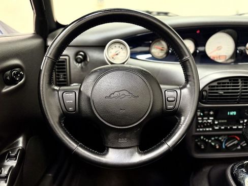 Used 2001 Chrysler Prowler RWD image 13