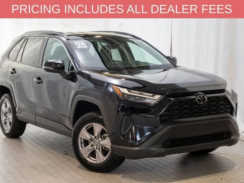 Used 2025 Toyota RAV4 XLE FWD image 1