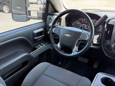 Used 2019 Chevrolet Silverado 1500 LT w/ All Star Edition AWD/4WD image 11