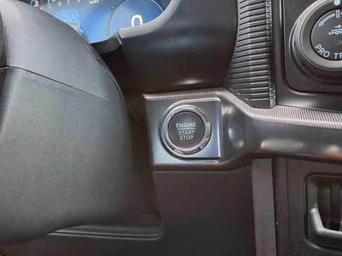 Used 2024 Ford F150 Lariat w/ Equipment Group 502A High AWD/4WD image 33