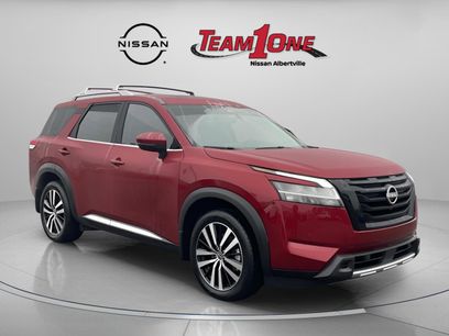 Used 2024 Nissan Pathfinder Platinum