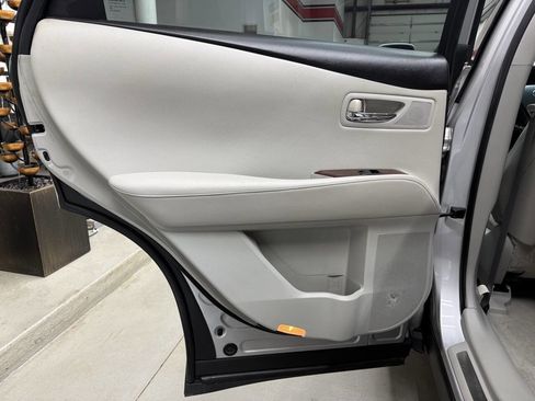 Used 2010 Lexus RX 350 AWD image 12