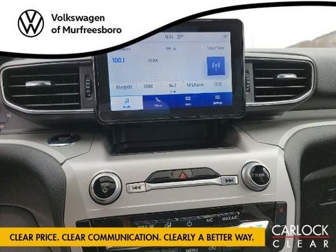 Used 2023 Ford Explorer XLT w/ Equipment Group 202A image 8