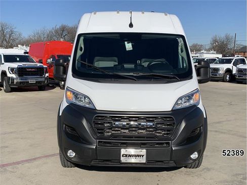 Used 2025 RAM ProMaster 2500 w/ Convenience Group image 14