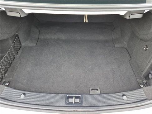 Used 2016 Mercedes-Benz E 400 Coupe image 3