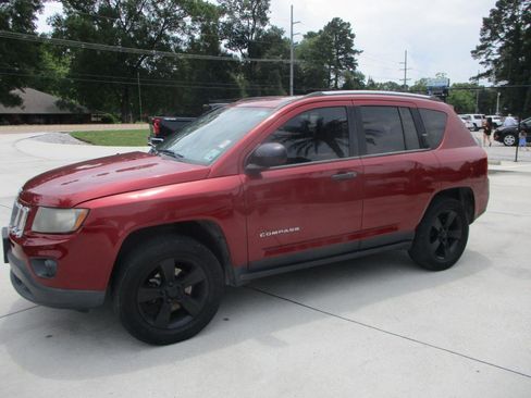 Used 2015 Jeep Compass Sport FWD image 22