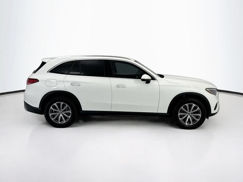 Used 2023 Mercedes-Benz GLC 300 image 8