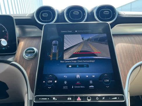 Certified 2024 Mercedes-Benz GLC 300 4MATIC image 32