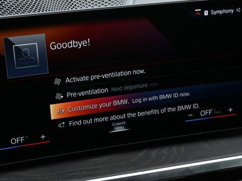 Used 2024 BMW 330i Sedan w/ Premium Package image 34