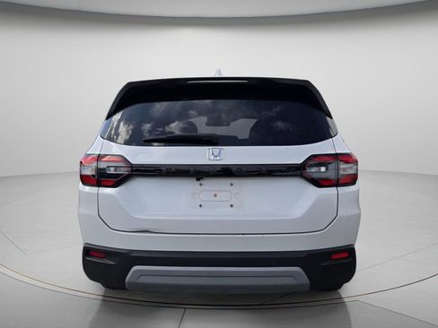 Used 2025 Honda Pilot EX-L image 6