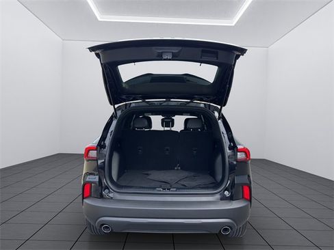 Used 2025 Ford Escape ST-Line w/ Cold Weather Package image 36