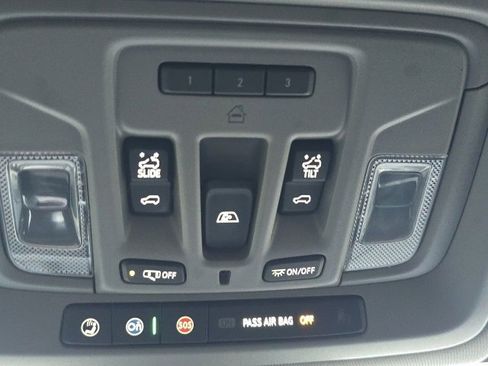 Used 2024 GMC Sierra 1500 Elevation w/ Elevation Premium Package image 33