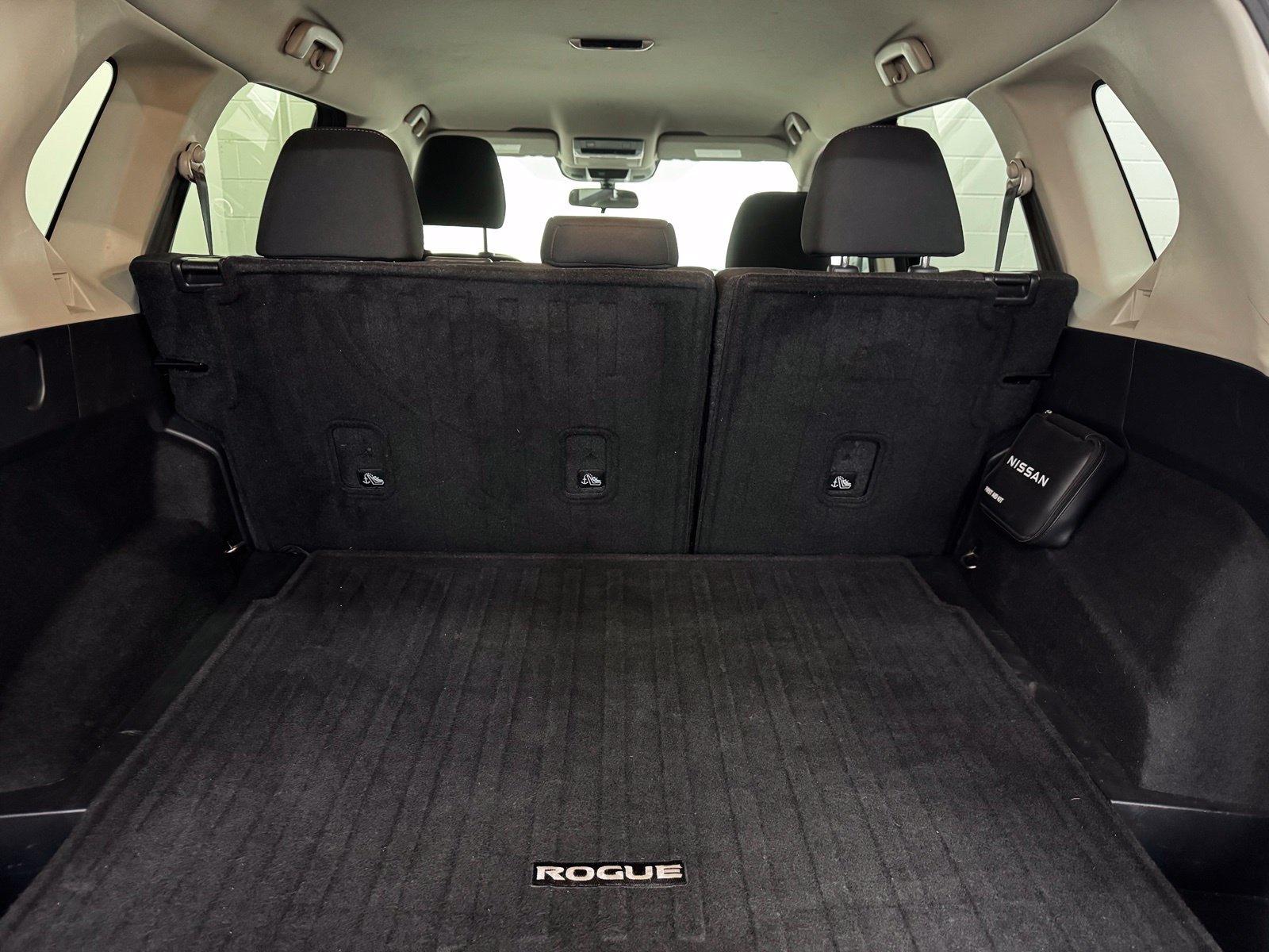 Certified 2025 Nissan Rogue SV AWD/4WD image 38