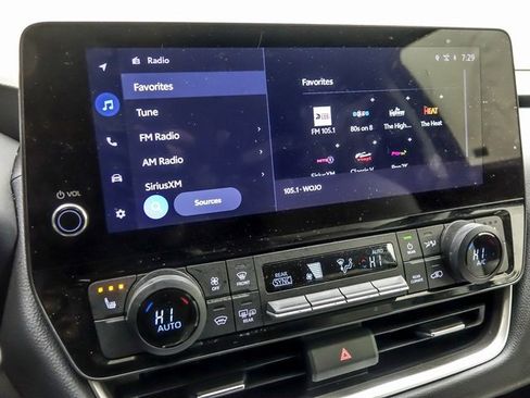 Certified 2024 Toyota Grand Highlander XLE image 17