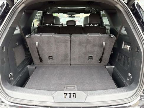 Certified 2023 Ford Explorer ST-Line w/ Class IV Trailer Tow Package AWD/4WD image 7