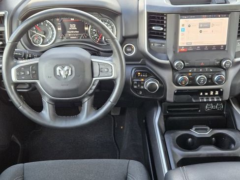 Certified 2022 RAM 1500 Big Horn image 30