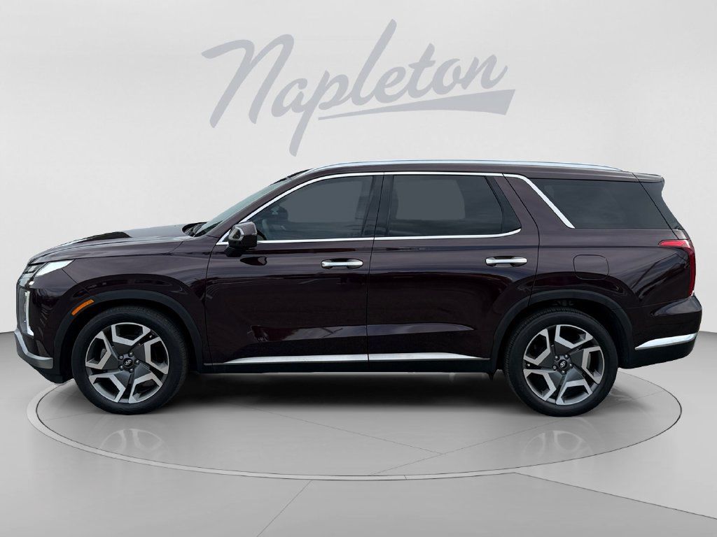 Used 2024 Hyundai Palisade Limited FWD image 2