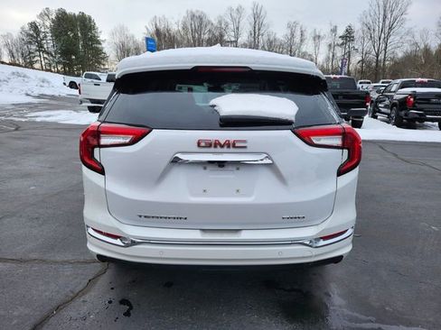 Used 2022 GMC Terrain Denali w/ LPO, Floor Liner Package image 6