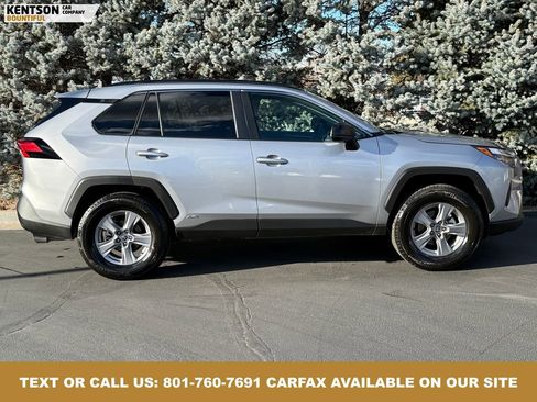 Used 2025 Toyota RAV4 LE image 10