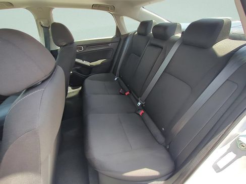 Used 2023 Honda Civic EX image 9