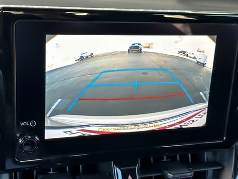 Used 2025 Toyota Corolla SE image 17