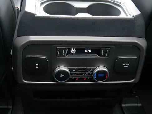 Used 2024 Ford Expedition Platinum AWD/4WD image 15