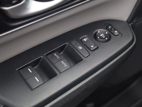 Used 2017 Honda CR-V EX-L image 10