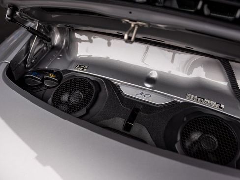 Used 2025 Porsche 911 Carrera image 27