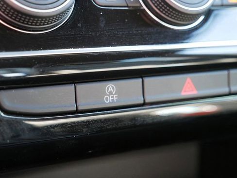 Certified 2023 Volkswagen Atlas Cross Sport SEL R-Line image 36