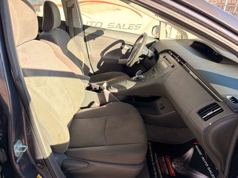 Used 2011 Toyota Prius Two image 22