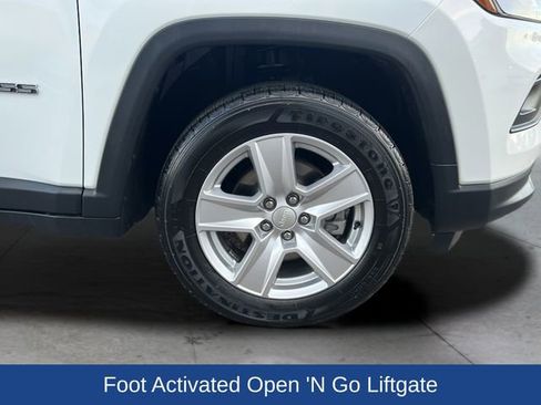 Used 2022 Jeep Compass Latitude w/ Convenience Group AWD/4WD image 27