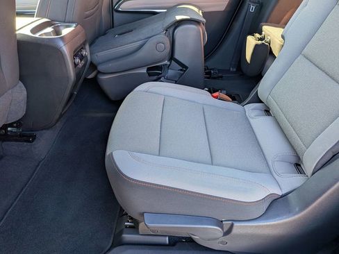 Certified 2025 Chevrolet Traverse LT image 25