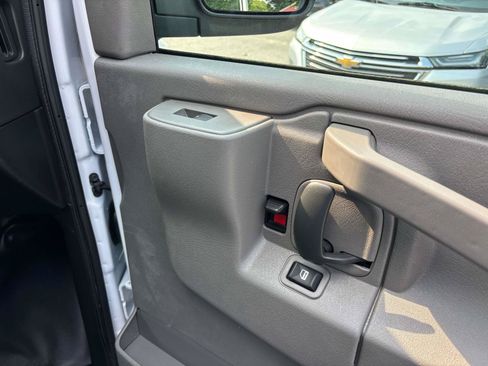 Used 2025 GMC Savana 2500 w/ Driver Convenience Package RWD image 16
