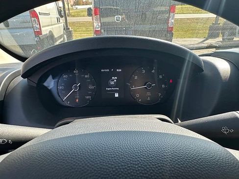 New 2024 RAM ProMaster 2500 w/ Convenience Group image 20