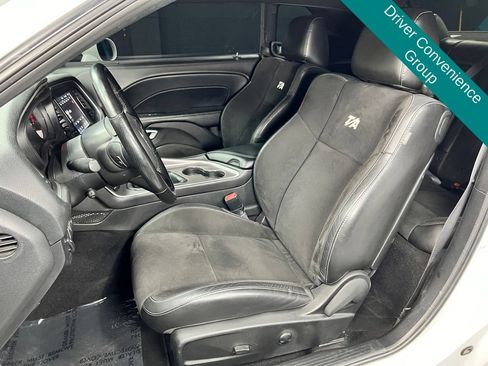 Used 2022 Dodge Challenger R/T Scat Pack RWD image 7