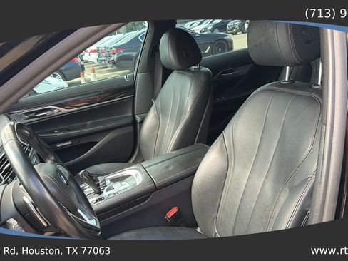 Used 2018 BMW 740i RWD image 24