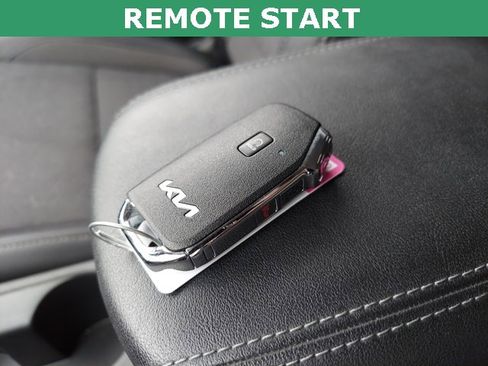Used 2024 Kia Seltos S image 6