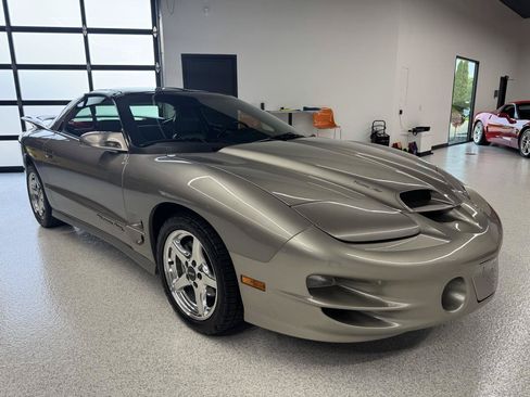 Used 2000 Pontiac Firebird Formula RWD image 21