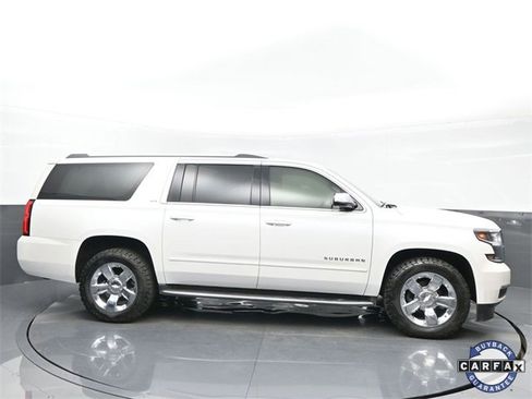 Used 2016 Chevrolet Suburban LTZ image 7