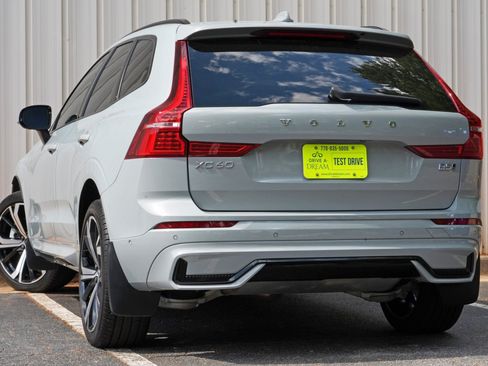 Used 2025 Volvo XC60 B5 Ultra w/ Climate Package PRO AWD/4WD image 6