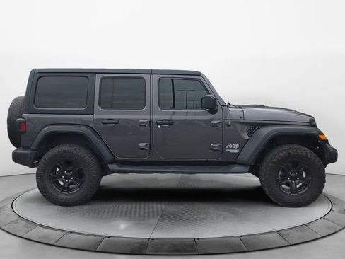 Used 2019 Jeep Wrangler Unlimited Sport S AWD/4WD image 6