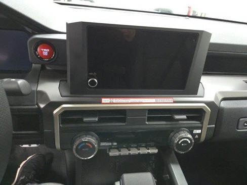 New 2025 Toyota Tacoma TRD Sport image 25