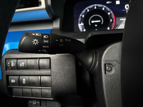 Used 2025 Toyota Tacoma TRD Off-Road AWD/4WD image 34