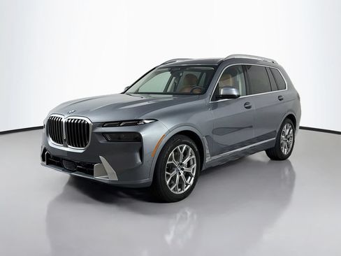 Used 2024 BMW X7 xDrive40i AWD/4WD image 1