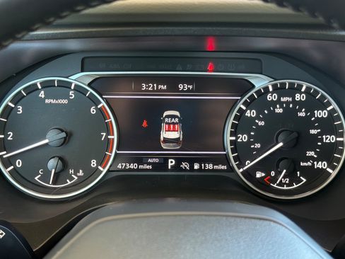 Used 2025 Nissan Rogue SV AWD/4WD image 24