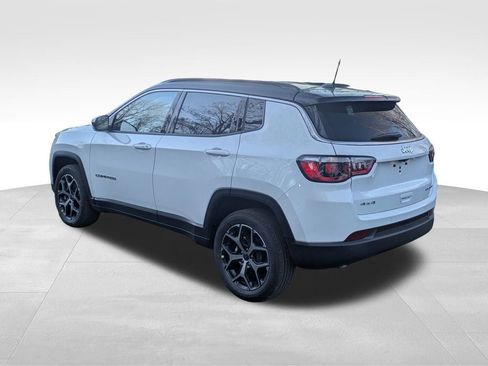 New 2026 Jeep Compass Limited image 5