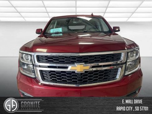 Used 2020 Chevrolet Suburban LT AWD/4WD image 12